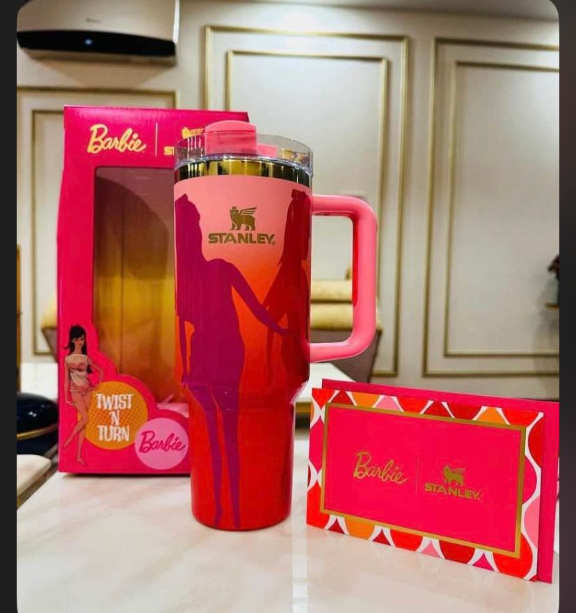 Stanley Quencher H2.0 Tumbler 40 oz - Barbie Twist N Turn
