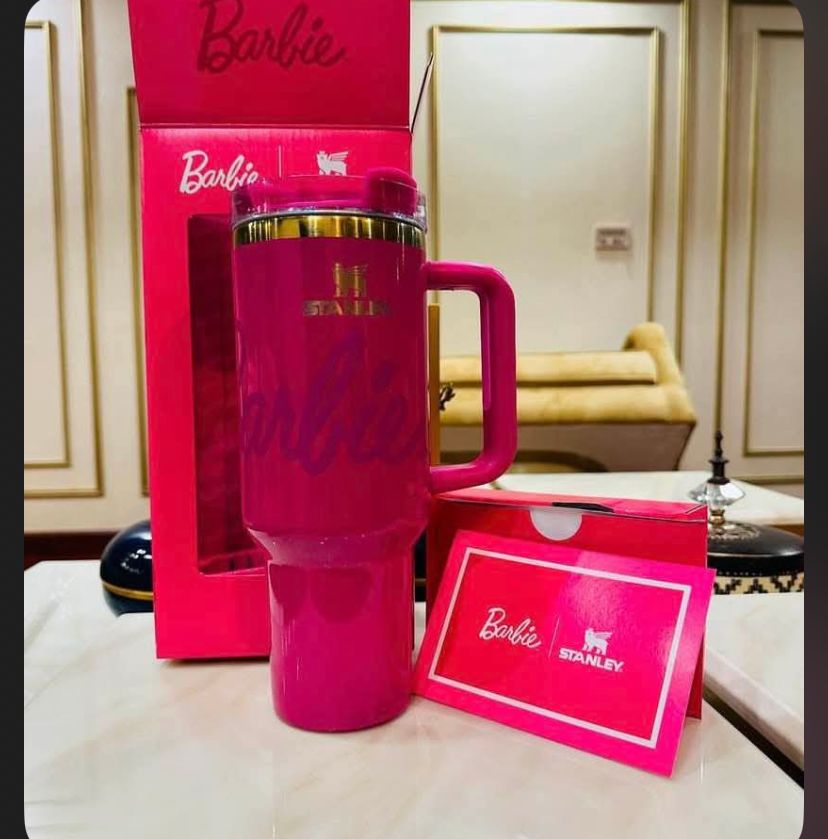 Stanley Quencher H2.0 Tumbler 40 oz - Barbie Icon